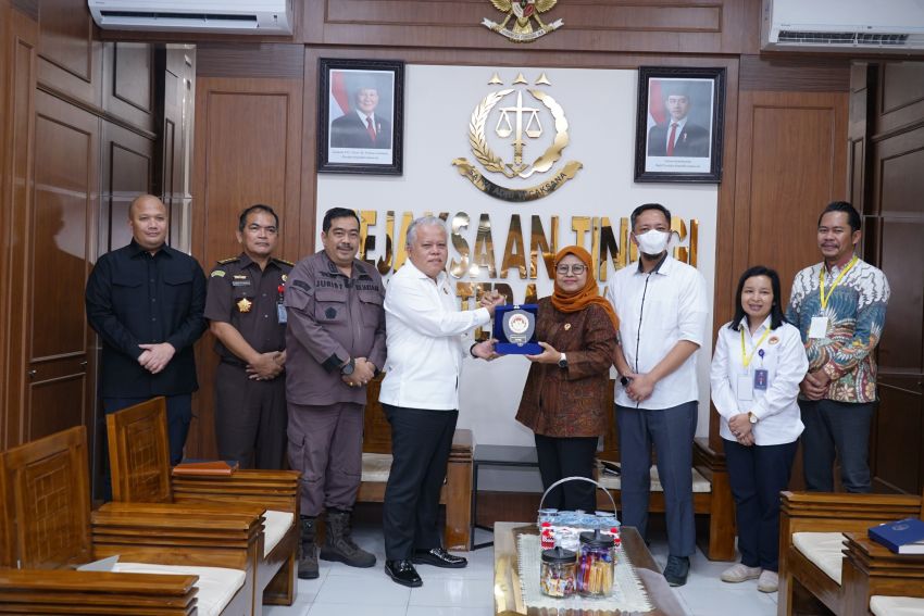 Kajati Sumut Dr.Harli Siregar Terima Kunjungan Dari Lembaga Perlindungan Saksi dan Korban