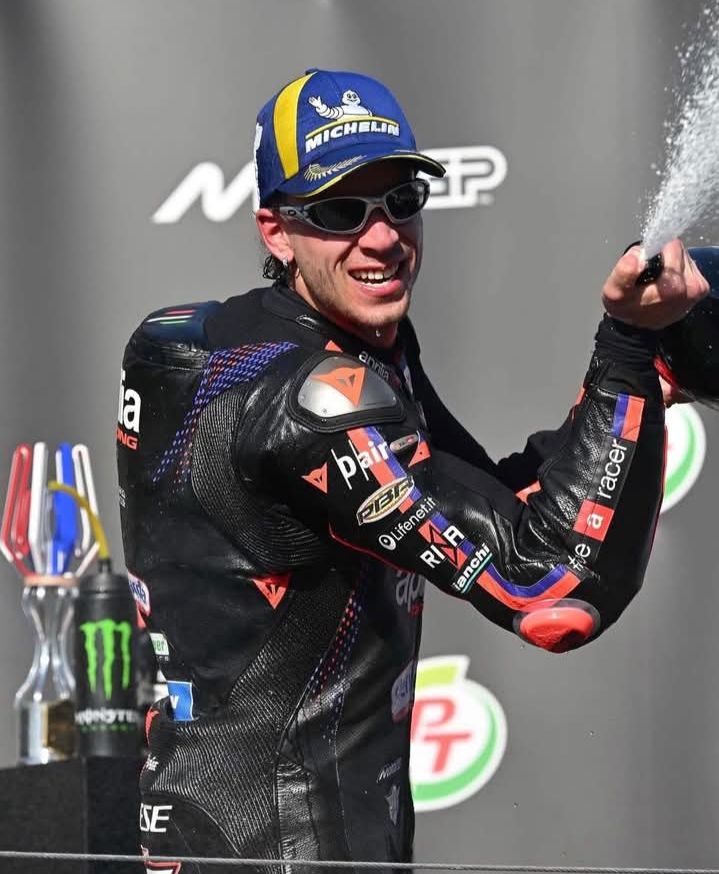 Marco Bezzecchi Juara, Marc Marquez Pecah Ban, Adiknya Jatuh