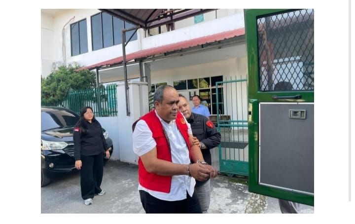 Kejari Binjai Lakukan Penahanan Terhadap Mantan Kadis Pertanian Binjai Ralasen Ginting