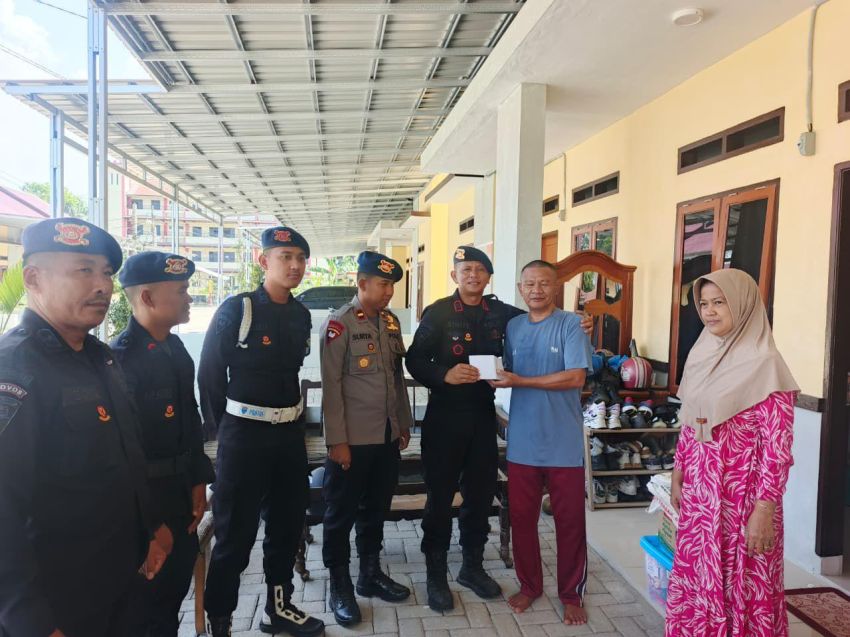 Solidaritas Brimob Polda Sumut: Kunjungi Rekan Sakit Menahun, Salurkan Bantuan dan Dukungan Moral