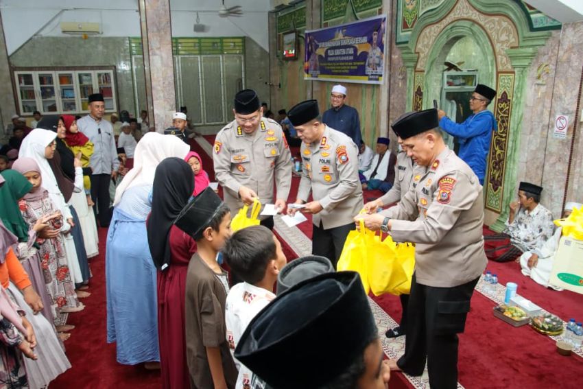 Safari Ramadhan Polda Sumut dan Polres Pelabuhan Belawan di Masjid Al-Muttaqin