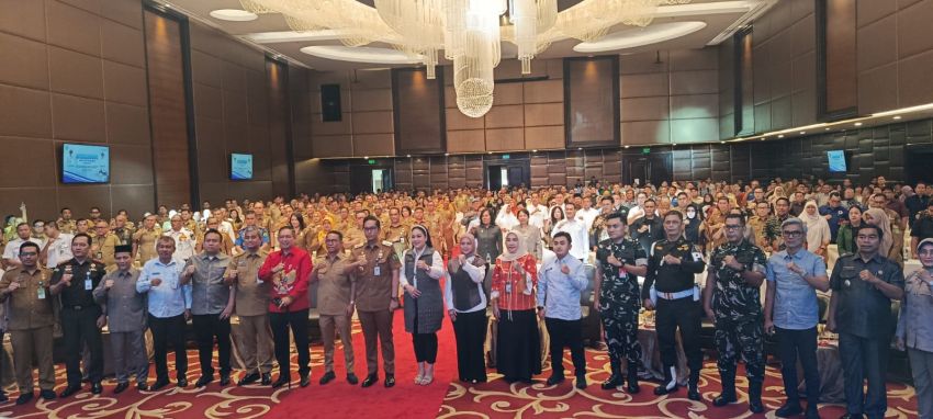 Rico Waas Dorong, "Akselerasi Peningkatan Investasi Menuju Perekonomian Kota  Modern, Maju,Inklusif dan Berkelanjutan"