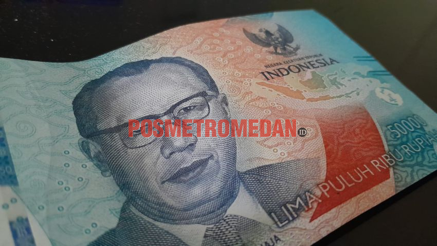 Nilai Tukar Rupiah Melemah 30 Poin Menjadi Rp16.923 per Dolar AS