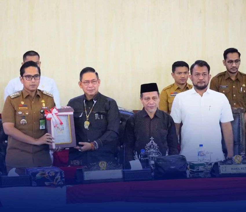 Rico Waas : Catatan DPRD Jadi Pijakan Perbaiki Kinerja Pemko