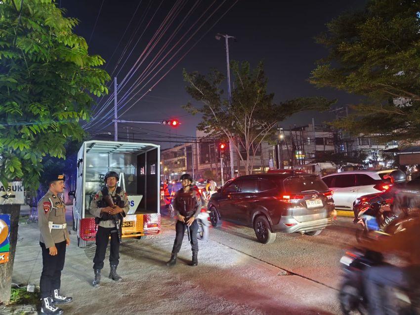 Patroli Blue Light Satuan Brimob Polda Sumut Intensif Sisir Kota Medan, Perkuat Keamanan dan Cegah Aksi Kriminalitas Malam Hari