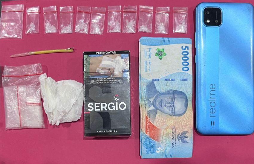 Satres Narkoba Polres Labusel Sikat Pengedar Sabu, Dua Pemain Diringkus dalam Semalam
