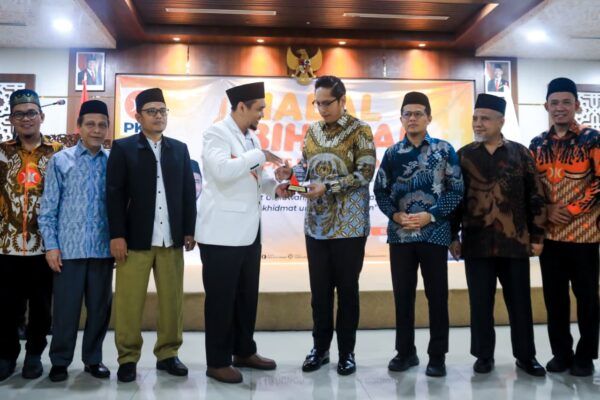 Wali Kota Medan Hadiri Halal Bihalal Partai Keadilan Sejahtera, Ini Pesan Rico Waas