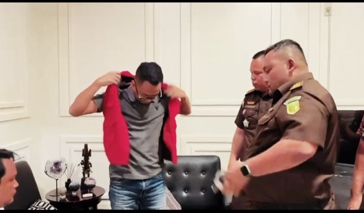 Kejari Binjai Tahan Agung Ramadhan Dalam Kasus Proyek Fiktip Dinas Pertanian Binjai