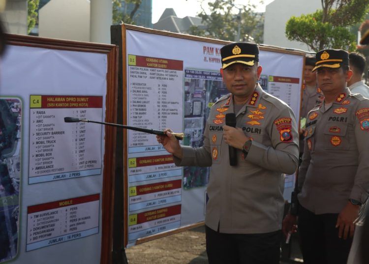 Pimpin Apel Pengamanan Aksi di Kantor Gubernur, Kombes Jean Calvijn: Kedepankan Sikap Humanis