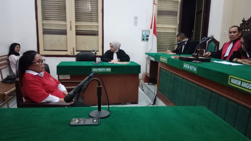 Sidang Malam-malam, Hakim Vonis Ringan ASN Polri Terdakwa Pemalsuan Surat Tanah