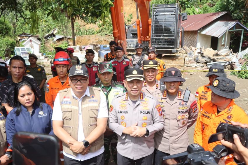 Kapolrestabes Medan Sampaikan Duka Mendalam