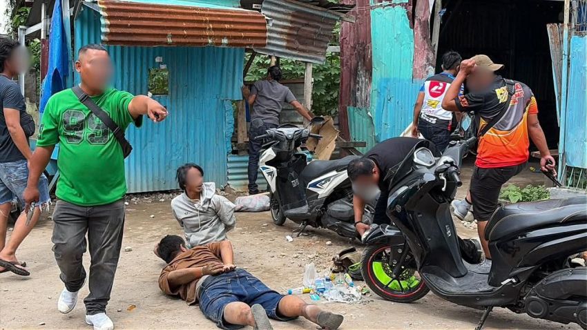 Kodim 0204/DS Gerebek Sarang Judi dan Narkoba di Kutalimbaru, 2 Pengedar 4 Pembeli Dan Barang Bukti Narkoba Diamankan