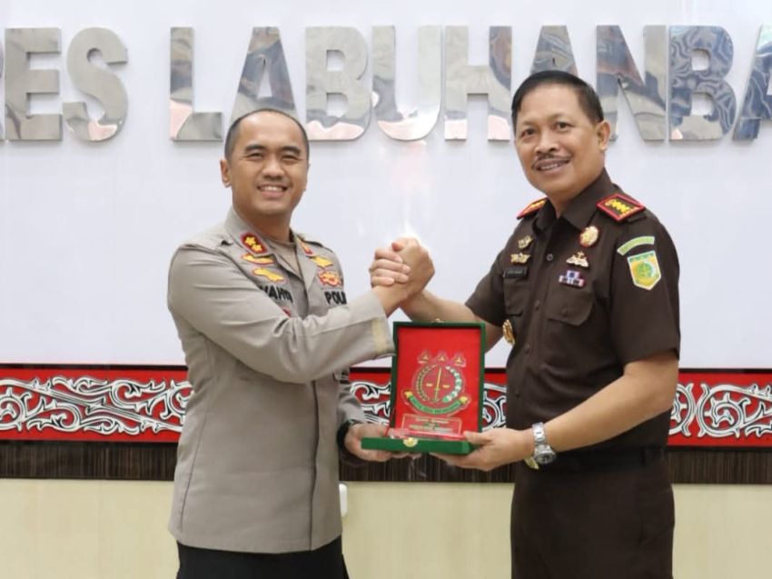 Perkuat Sinergitas Penegakan Hukum, Kajari Labuhanbatu Sambangi Mapolres