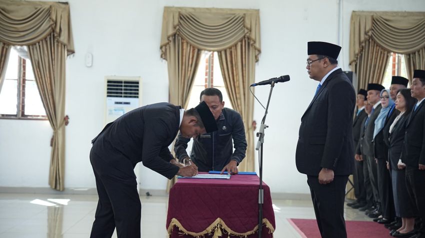 Bupati Deli Serdang Lantik 53 Pejabat, Tekankan Kinerja dan Pelayanan Cepat untuk Masyarakat