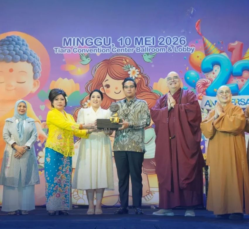 Rico Waas Tegaskan Medan Kota Harmoni dan Toleransi Dalam Perayaan Waisak 2570 BE