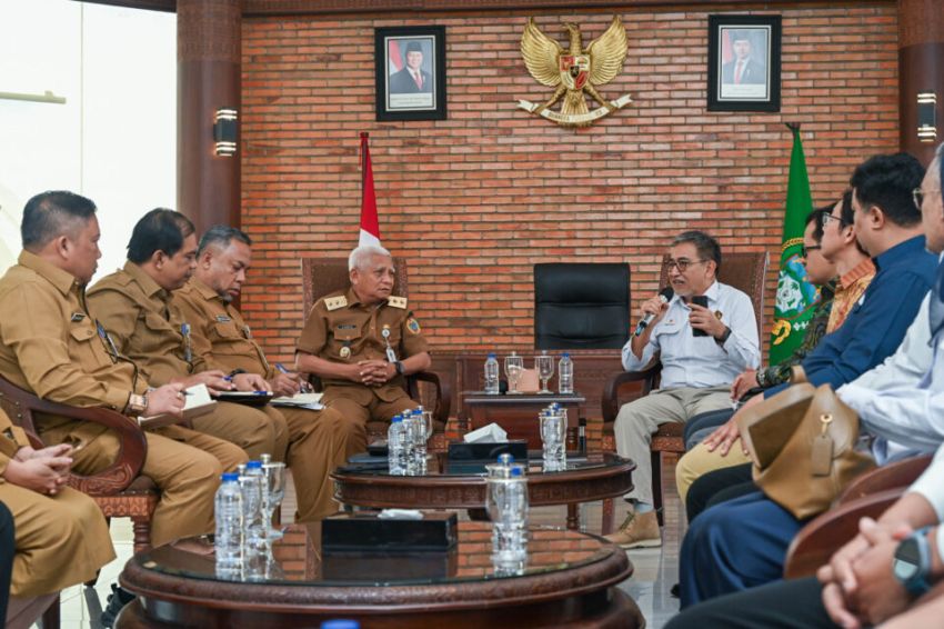 Wagub Sumut Dorong Percepatan Investasi Migas dan Legalisasi Sumur Masyarakat