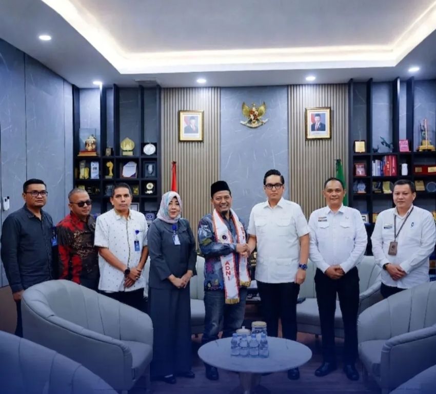 Tingkatkan Literasi Hukum Masyarakat, Rico Waas Ajak AdNI Perkuat Edukasi dan Pengabdian