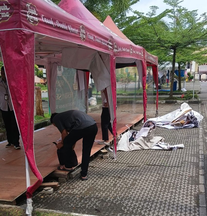 Petugas Kebersihan Asrama Haji Kembali Bersih Bersih Sambut Fase Pemulangan
