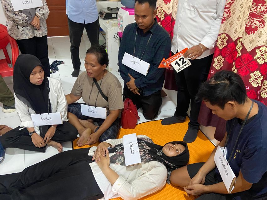Rekonstruksi Pembunuhan Bukit Tujuh, Tersangka Peragakan 12 Adegan, Terancam Penjara Seumur Hidup