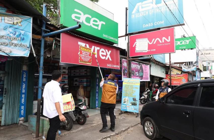Tingkatkan PAD, Bapenda dan Satpol PP Kota Medan Gelar Penindakan Terpadu Pajak Reklame