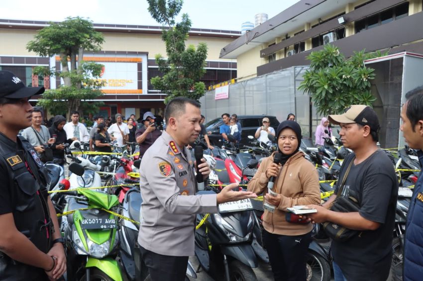 Sindikat Pakai Marketplace Pasarkan Hasil Kejahatan, Dikirim Lewat Bus