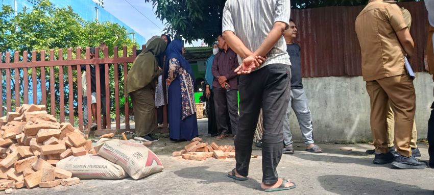 Warga Komplek Tempo Protes Akses Perguruan Cendekia, Minta Kesepakatan Tahun 2020 Dijalankan