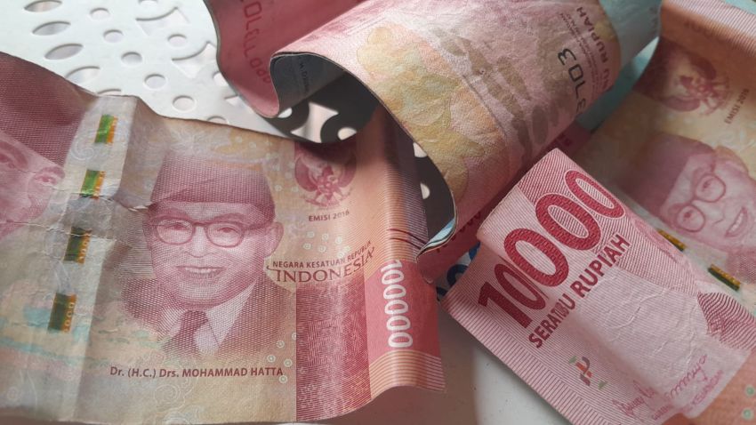 Nilai Tukar Rupiah Menguat Seiring Eskalasi Konflik di Timteng yang Ikut Mereda
