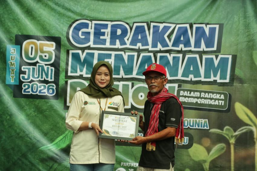 Tokoh Lingkungan Toba dan Fakultas Kehutanan USU Gelar Tanam Pohon