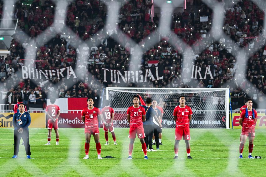 Awas Terpeleset Garuda Muda!