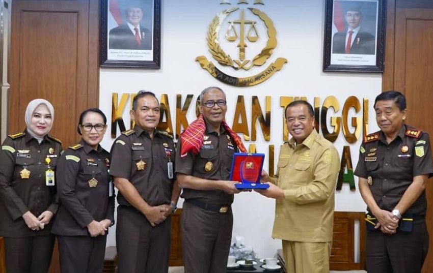 Perkuat Sinergi, Bupati Karo Sambangi Kejati Sumut
