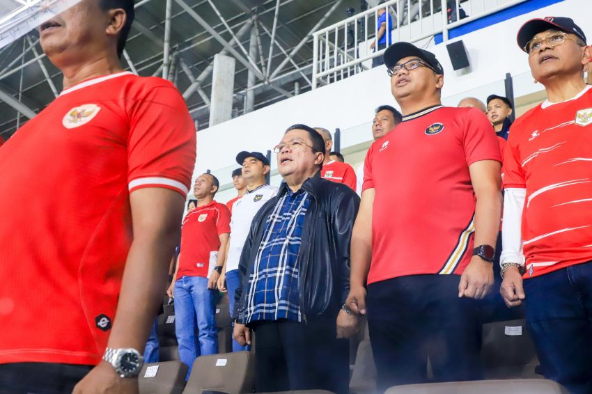 Wali Kota Siantar Wesly Silalahi dan Ny Liswati Saksikan Kemenangan Timnas U19 Indonesia di Stadion Utama