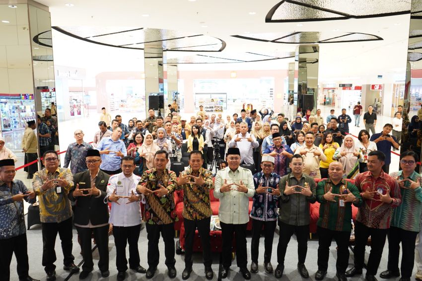 BPJPH Ingatkan Produsen  Makanan Minuman Oktober 2026:Wajib Halal