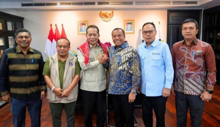 Bupati Karo Temui Menteri Koperasi Bahas Modernisasi Ekosistem Komoditas Lokal dan Pertanian Hortikultura