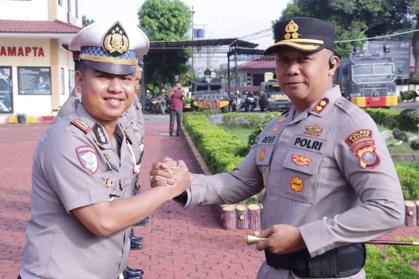 Kapolres Asahan Pimpin Korps Raport Kenaikan Pangkat 67 Personel