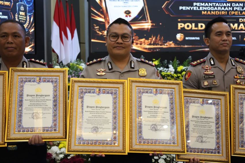 Kapolres Sibolga AKBP Eddy Inganta Raih  Dua Penghargaan dari Kapolri