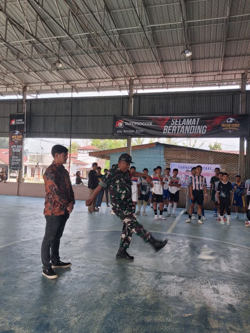 Turnamen Futsal KMPTU Cup I Perebutkan Piala Bergilir Dandim 0210/TU Resmi Dibuka