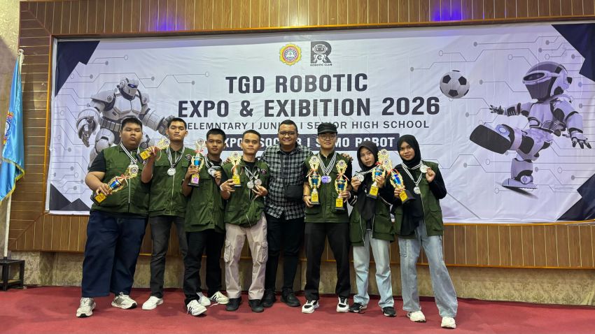 MAN 1 Mandailing Natal Borong Prestasi di TGD Robotic Expo & Exhibition