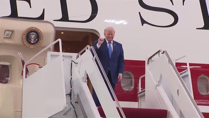 Presiden Trump Girang Segera Terbang Pakai Air Force One Hadiah dari Qatar