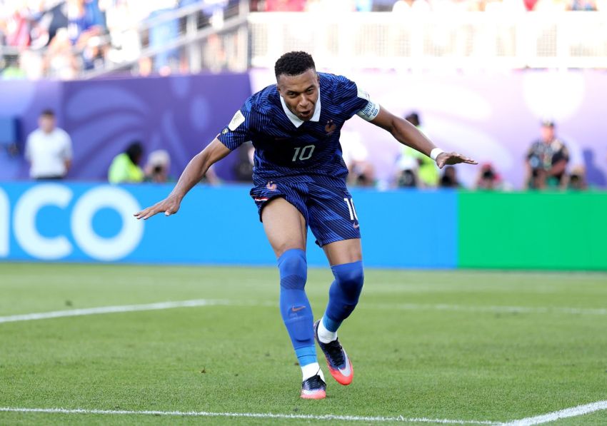 Prancis Singkirkan Paraguay, Cetak Gol Penentu Kylian Mbappe Langsung 'Berkicau'