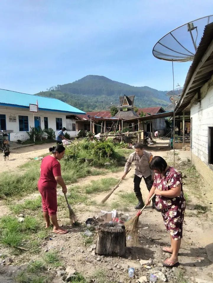 Bhabinkamtibmas Polsek Juhar Intensifkan Sinergi Jaga Kamtibmas Desa