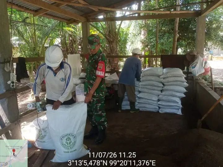 Babinsa Koramil 06/Pdg Bahas Fermentasi Kohe Kambing