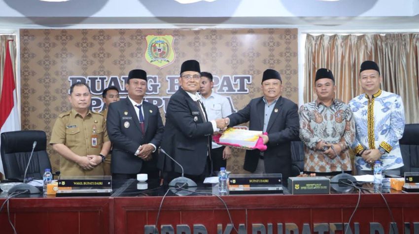 Bupati Dairi Sampaikan Nota Pengantar Atas Ranperda Pertanggungjawaban Pelaksanaan APBD 2025