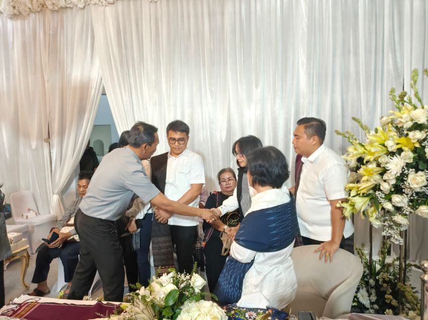 Kakanwil Kemenkum Sumut Berikan Penghormatan Terakhir kepada Almarhum Liberti Sitinjak