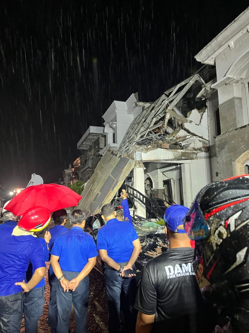 Ledakan Dahsyat Guncang Komplek Grand Polonia Medan, 1 Rumah Mewah Runtuh dan 6 Orang Jadi Korban