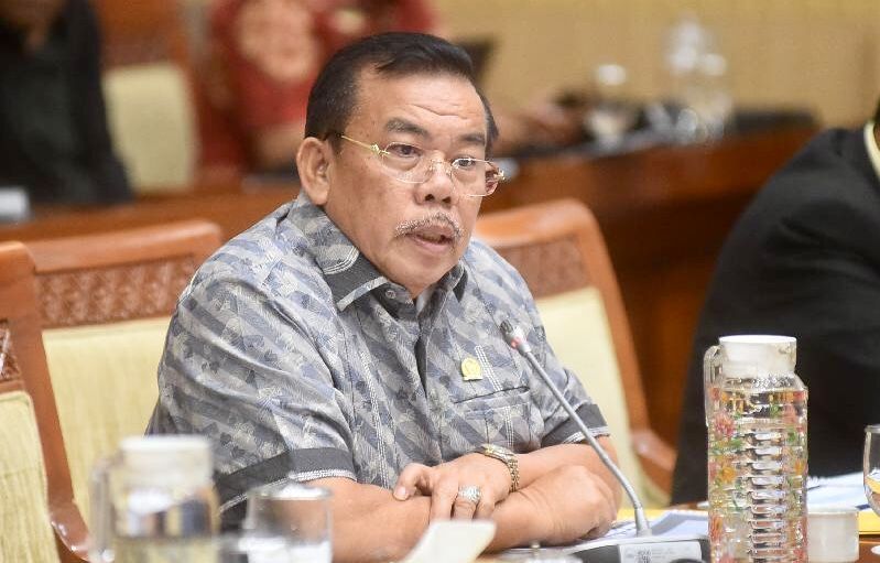 Melihat dari Dekat Sosok Mangihut Sinaga, S.H., M.H