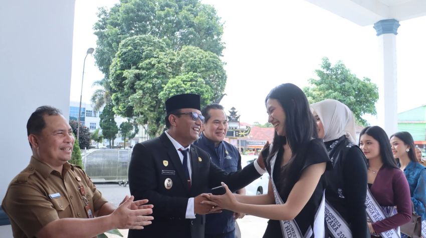 Bupati Dairi Jamu Putri Otonomi Indonesia 2026