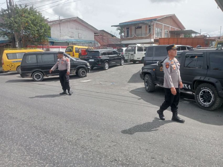 Polres Dairi Monitor SPBU Simamora Batang Beruh, Pastikan Arus Lalin Lancar, Situasi Kondusif
