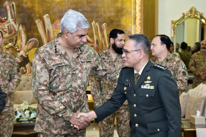 Perwira Korps Hukum TNI AD Raih Gelar Master dan Lulus Pendidikan Setingkat Lemhannas di Pakistan
