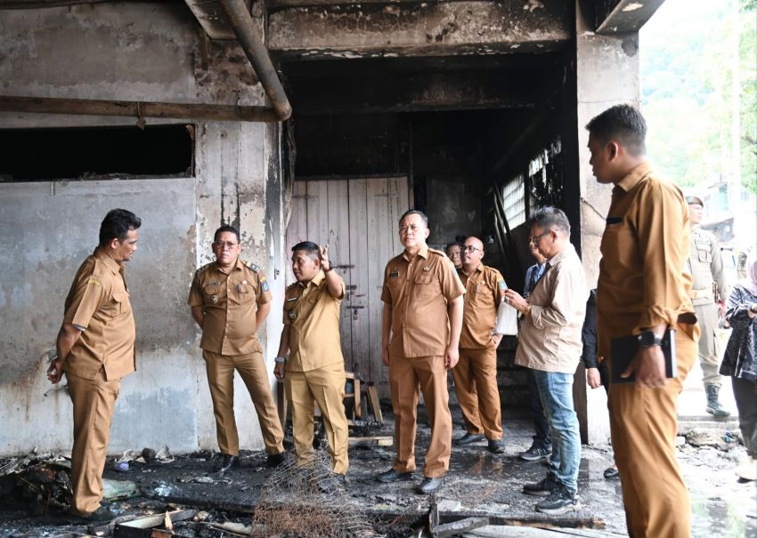 Wali Kota Sibolga Pastikan Penanganan Pascakebakaran Pasar Sibolga Nauli Berjalan Cepat