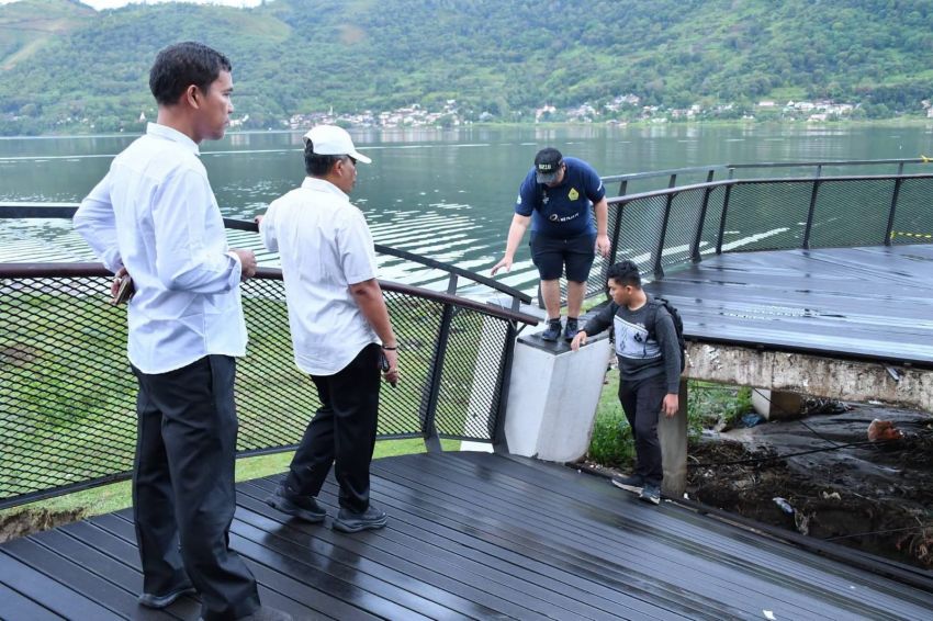 Sungai Sioto Meluap, Jembatan WFC Rusak, Bupati Samosir Gerak Cepat Koordinasi dengan Kementerian PU